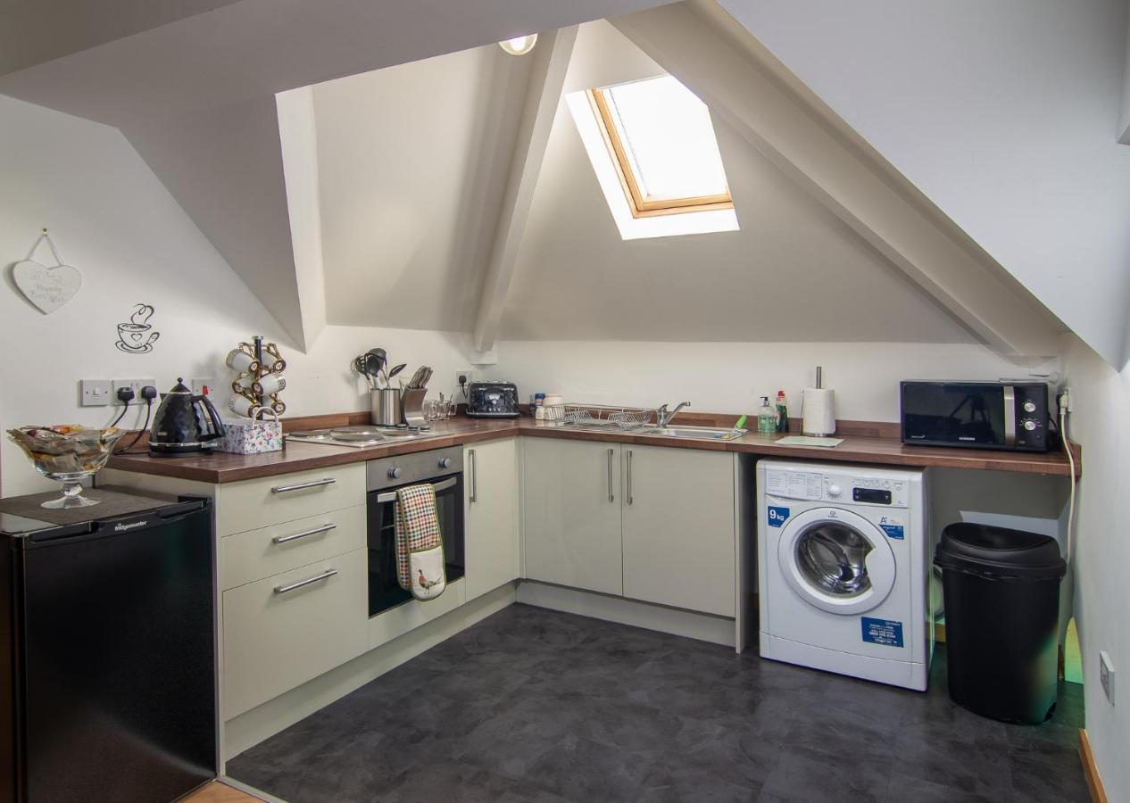 Stunning Church Conversion Close To The Tower Blackpool Eksteriør billede