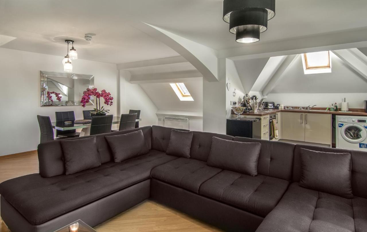 Stunning Church Conversion Close To The Tower Blackpool Eksteriør billede