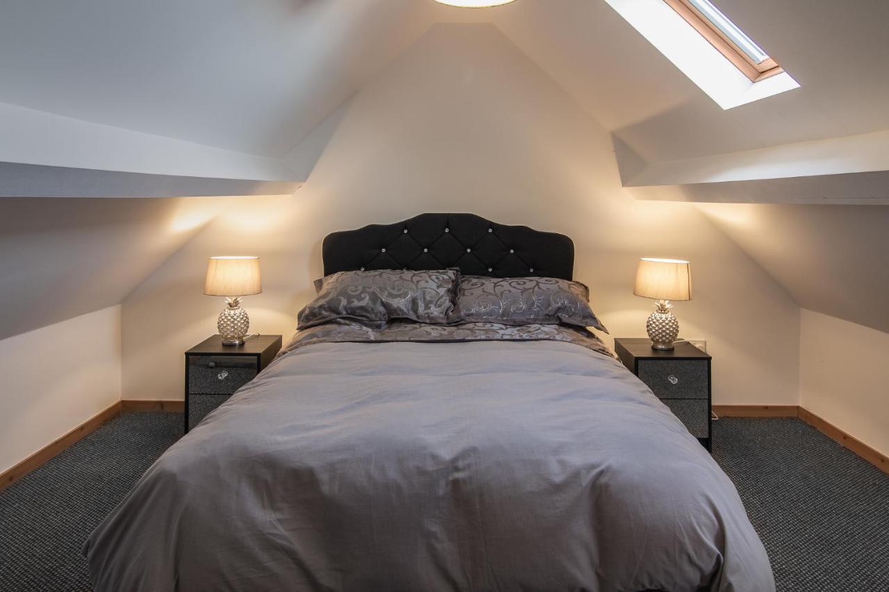 Stunning Church Conversion Close To The Tower Blackpool Eksteriør billede