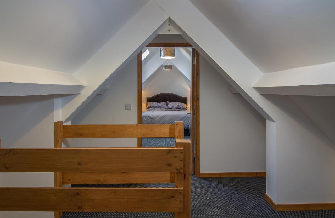 Stunning Church Conversion Close To The Tower Blackpool Eksteriør billede